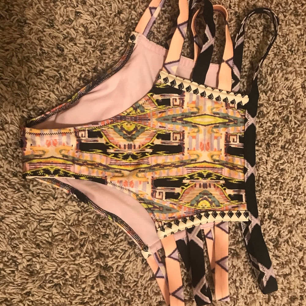 VS swimsuit bottoms
